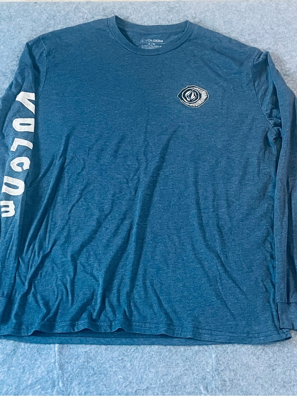 Volcom Men's Long Sleeve Crew Tee in Heather Navy with White Logo